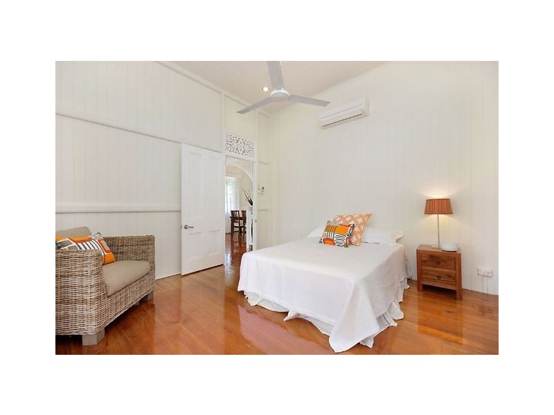 18 Soule Street, Hermit Park QLD 4812