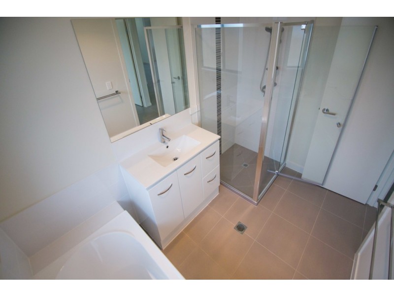 4 Bulla Place, Kelso QLD 4815