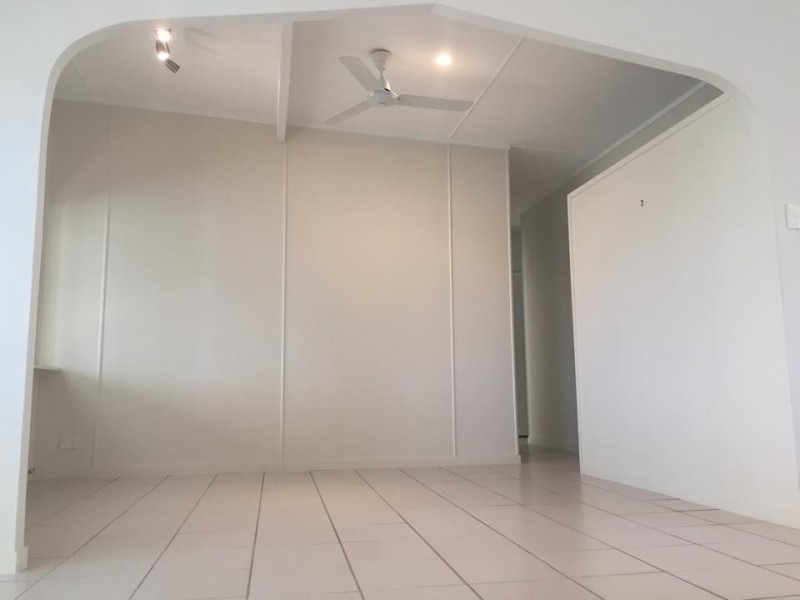 18 Eclipse Street, Rowes Bay QLD 4810