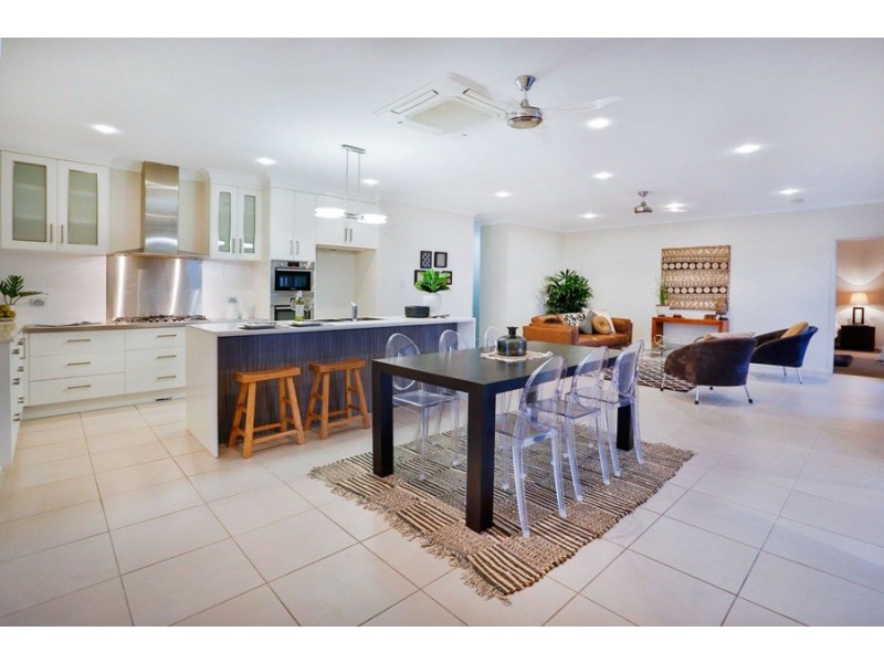 4 Baybreeze Pocket, Idalia QLD 4811