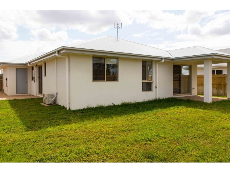 7 Bulla Place, Kelso QLD 4815