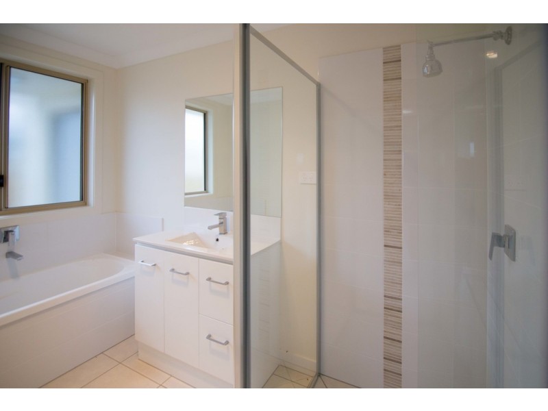 7 Bulla Place, Kelso QLD 4815