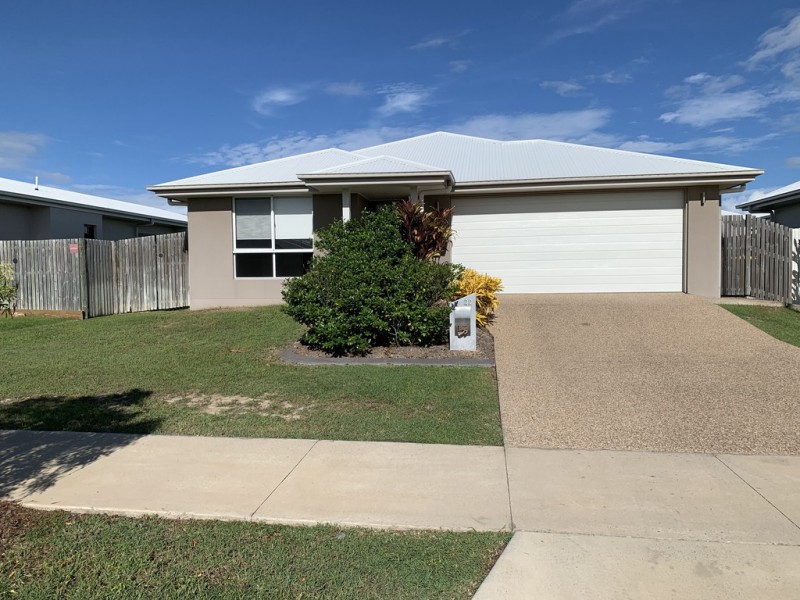 22 Emporer Boulevard, Burdell QLD 4818