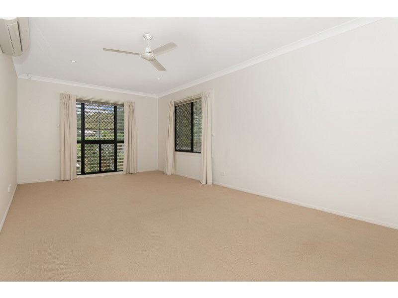 21 Kosciusko Way, Mount Louisa QLD 4814