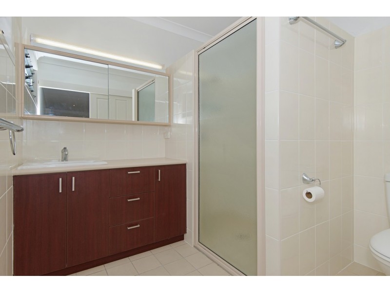 21 Kosciusko Way, Mount Louisa QLD 4814