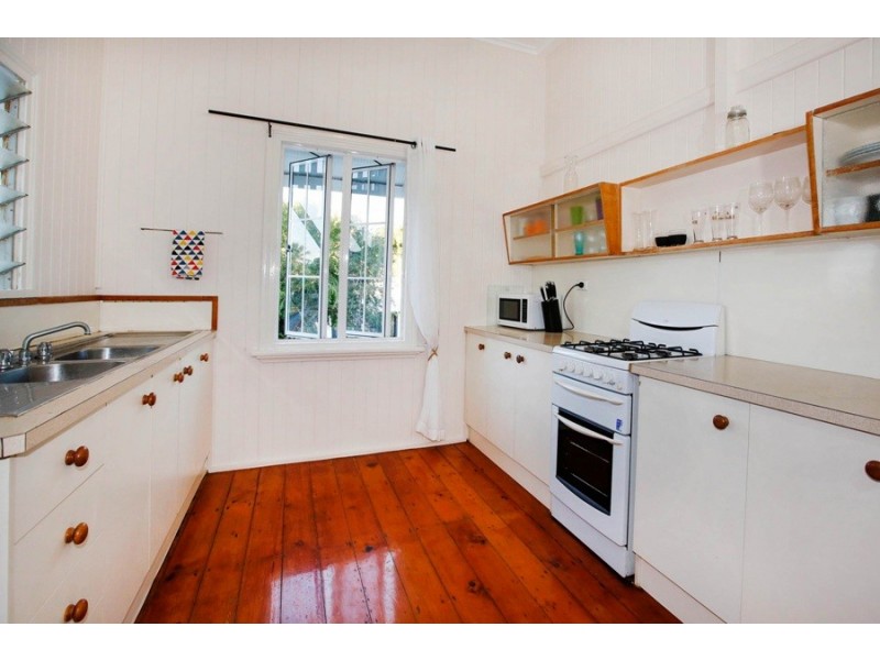 22 Sturges Street, Hermit Park QLD 4812