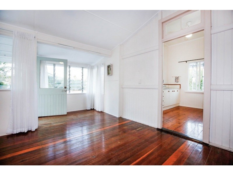 22 Sturges Street, Hermit Park QLD 4812