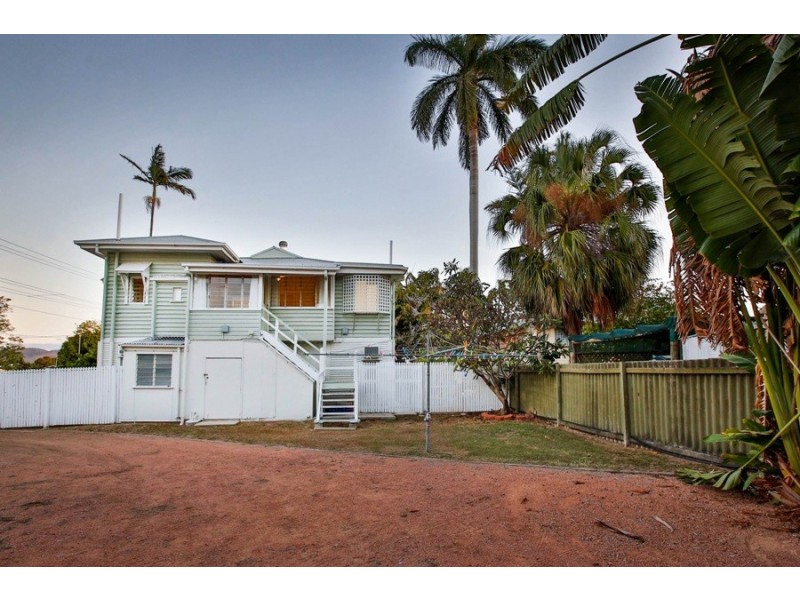 22 Sturges Street, Hermit Park QLD 4812