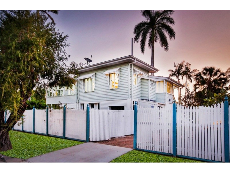 22 Sturges Street, Hermit Park QLD 4812