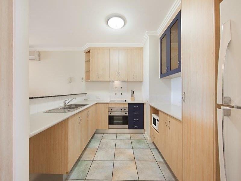 28/18-30 Sir Leslie Thiess Drive, Townsville City QLD 4810