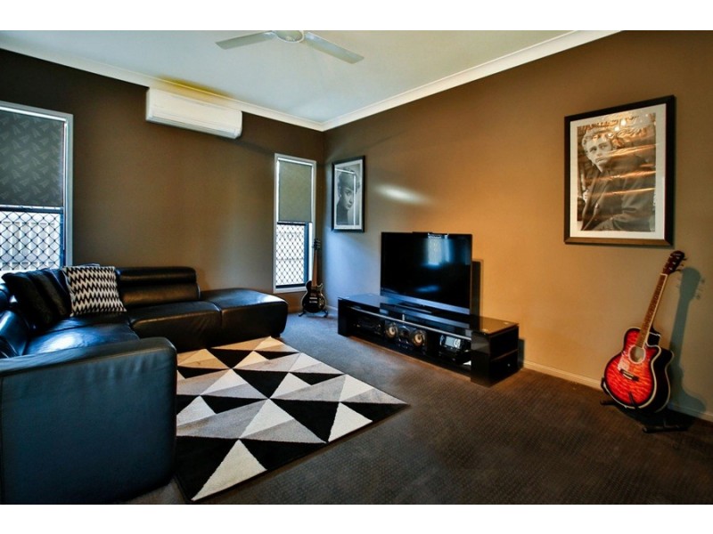 66 Lady Musgrave Circuit, Burdell QLD 4818