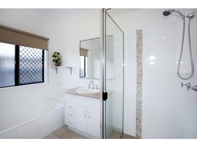 66 Lady Musgrave Circuit, Burdell QLD 4818