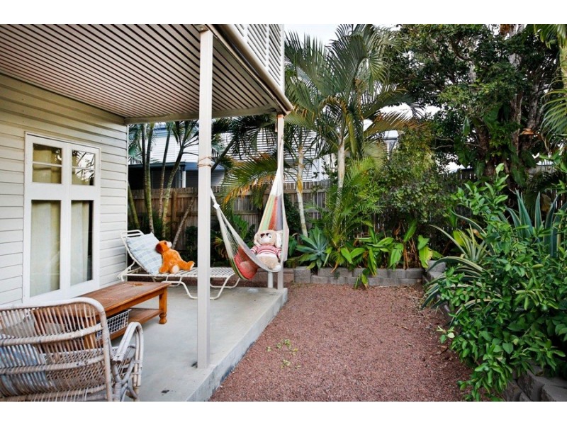 19 Cook Street, North Ward QLD 4810