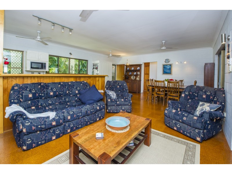 49 Hayles Avenue, ARCADIA, Magnetic Island QLD 4819