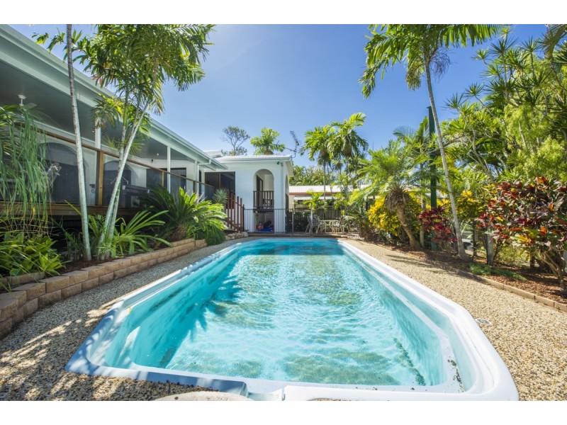 49 Hayles Avenue, ARCADIA, Magnetic Island QLD 4819