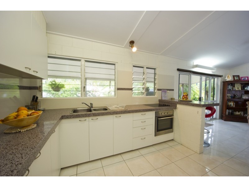 21 The Grove  NELLY BAY, Magnetic Island QLD 4819