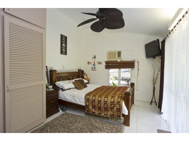 21 The Grove  NELLY BAY, Magnetic Island QLD 4819