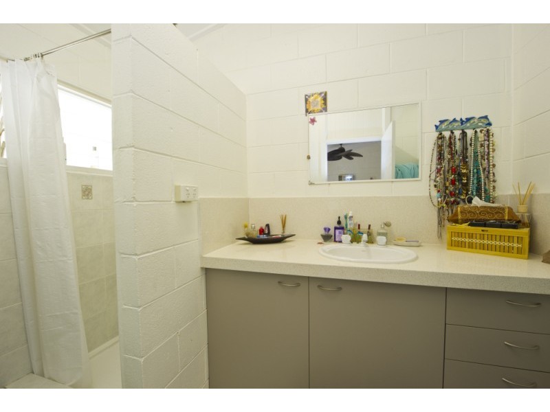 21 The Grove  NELLY BAY, Magnetic Island QLD 4819