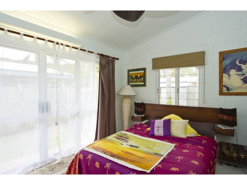 21 The Grove  NELLY BAY, Magnetic Island QLD 4819