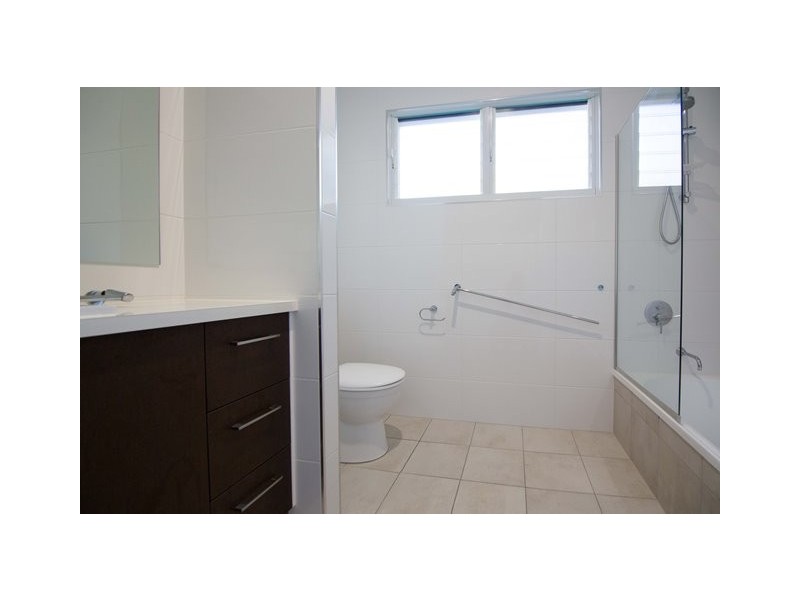 1/69A Cook Street, North Ward QLD 4810