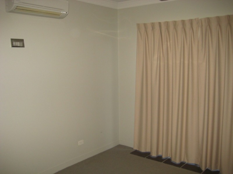 13/88 Mitchell Street, North Ward QLD 4810