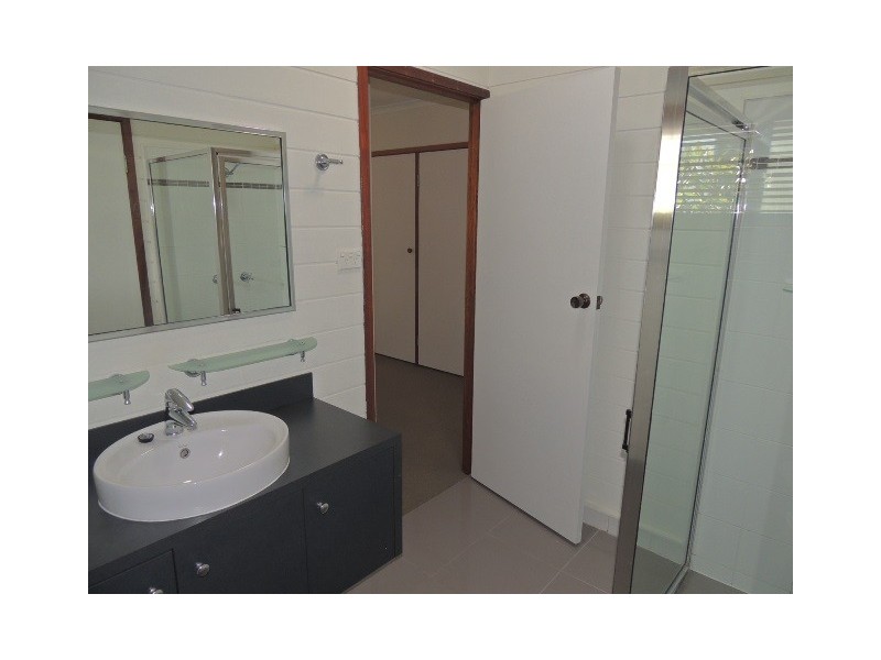 108 Sooning Street, Nelly Bay QLD 4819