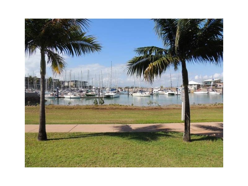 108 Sooning Street, Nelly Bay QLD 4819