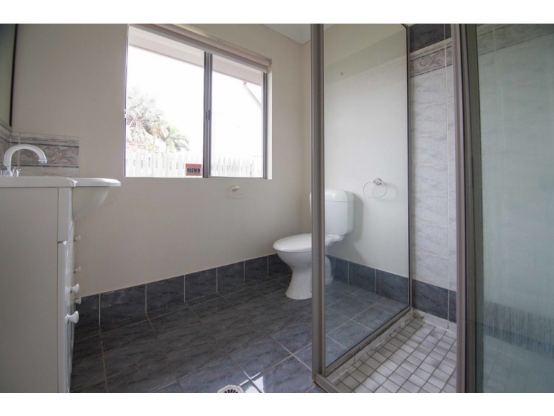 1 Santa Lucia Drive, Mount Louisa QLD 4814