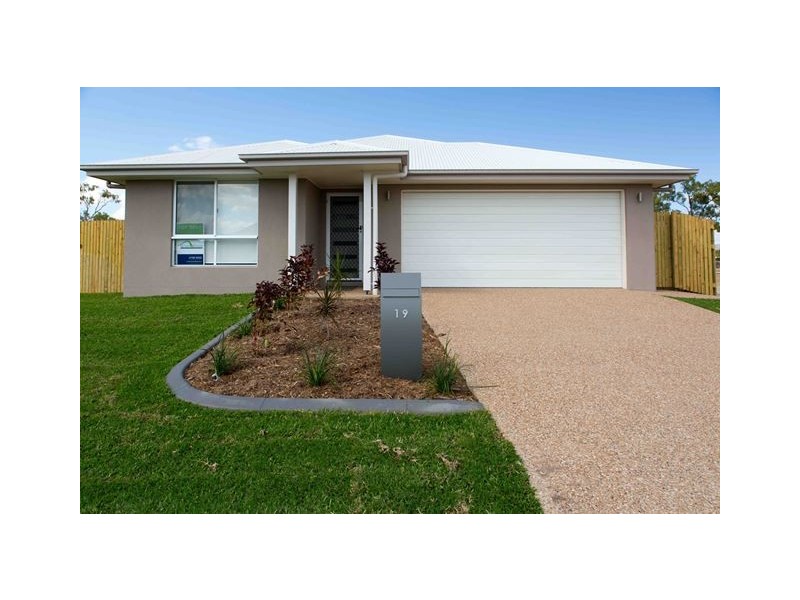 19 Bulla Place, Kelso QLD 4815
