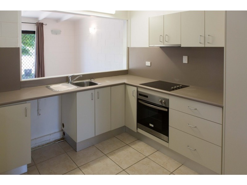 9 Wattle Street, Kirwan QLD 4817