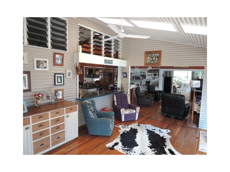 146-150 Gifford Street, Horseshoe Bay QLD 4819