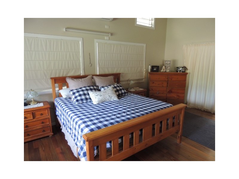 146-150 Gifford Street, Horseshoe Bay QLD 4819