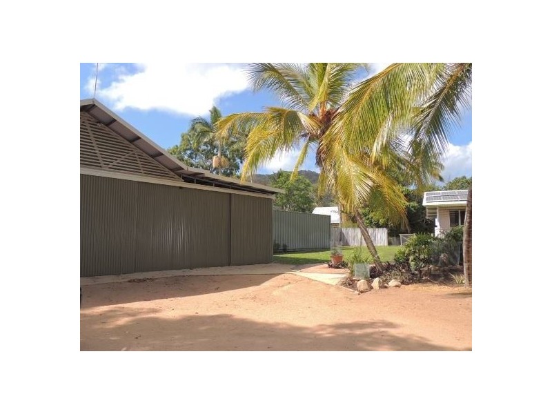 146-150 Gifford Street, Horseshoe Bay QLD 4819