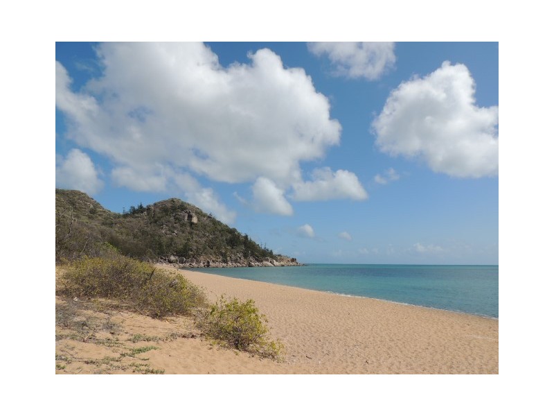 146-150 Gifford Street, Horseshoe Bay QLD 4819