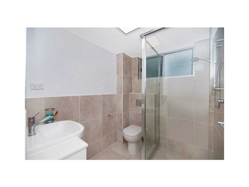 1/102 The Strand, North Ward QLD 4810