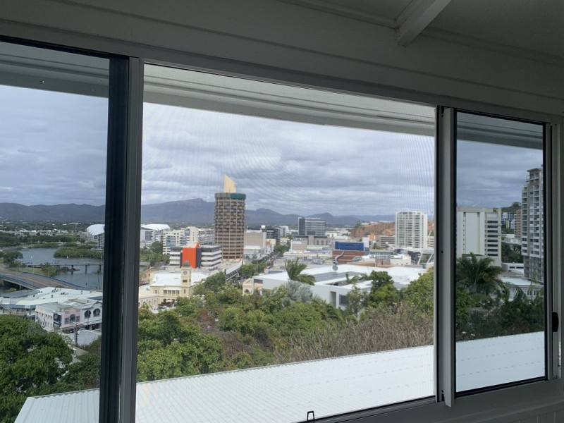 2/16 Willmett Street, Townsville City QLD 4810