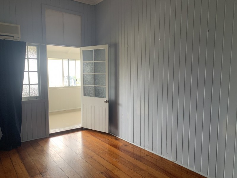 2/16 Willmett Street, Townsville City QLD 4810