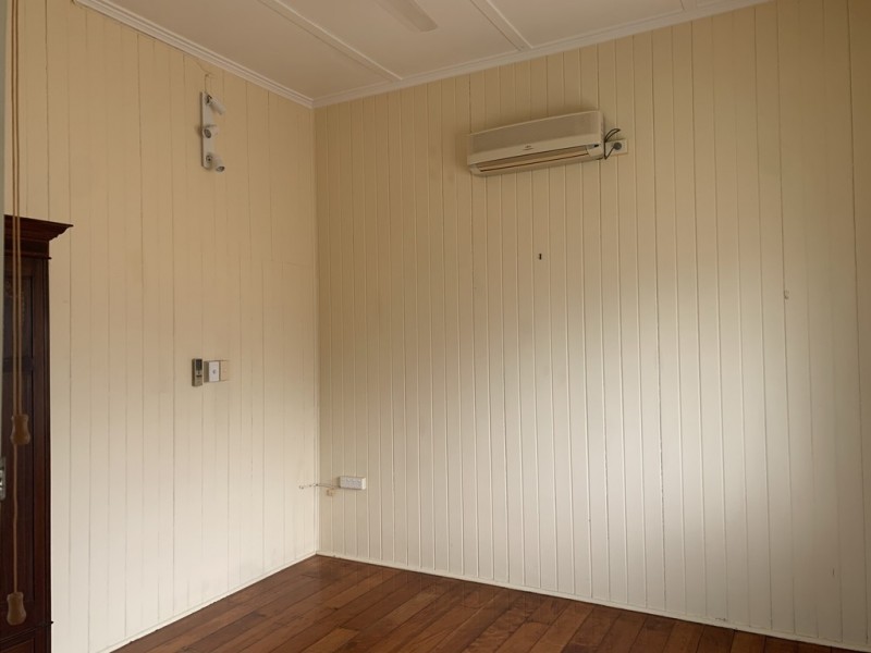 2/16 Willmett Street, Townsville City QLD 4810