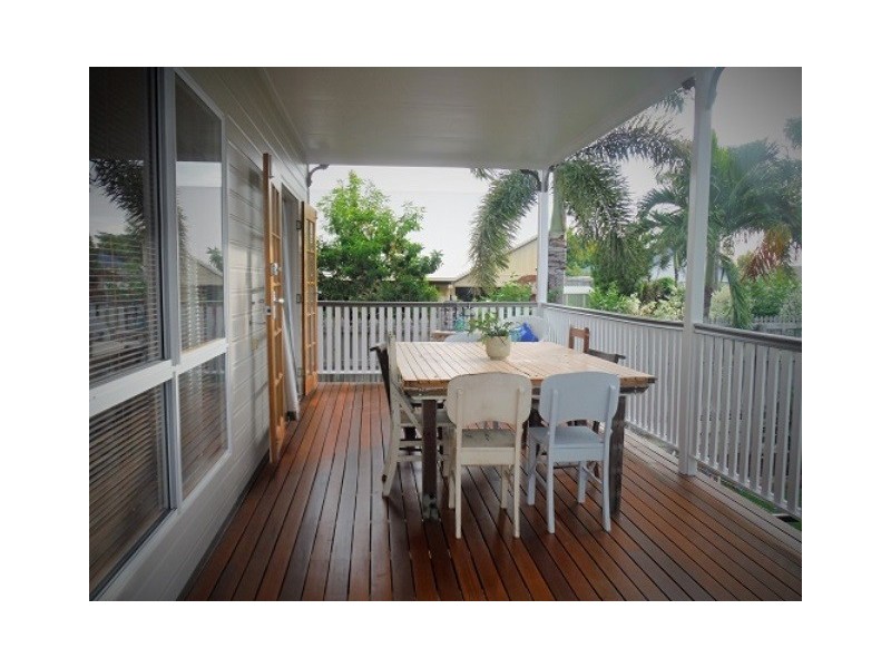 2 Blue Gum, Douglas QLD 4814