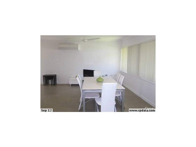 1/94 The Strand, North Ward QLD 4810