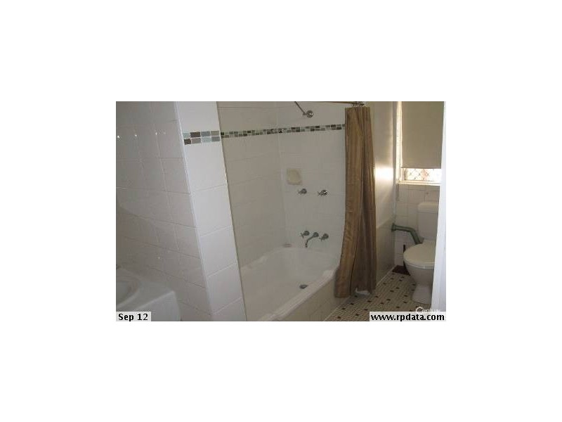 1/94 The Strand, North Ward QLD 4810