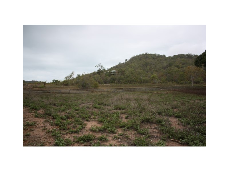 4 Stetan Court, HORSESHOE BAY, Magnetic Island QLD 4819