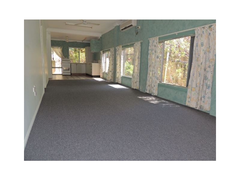 20-22 Picnic Street, PIcnic Bay, Magnetic Island QLD 4819