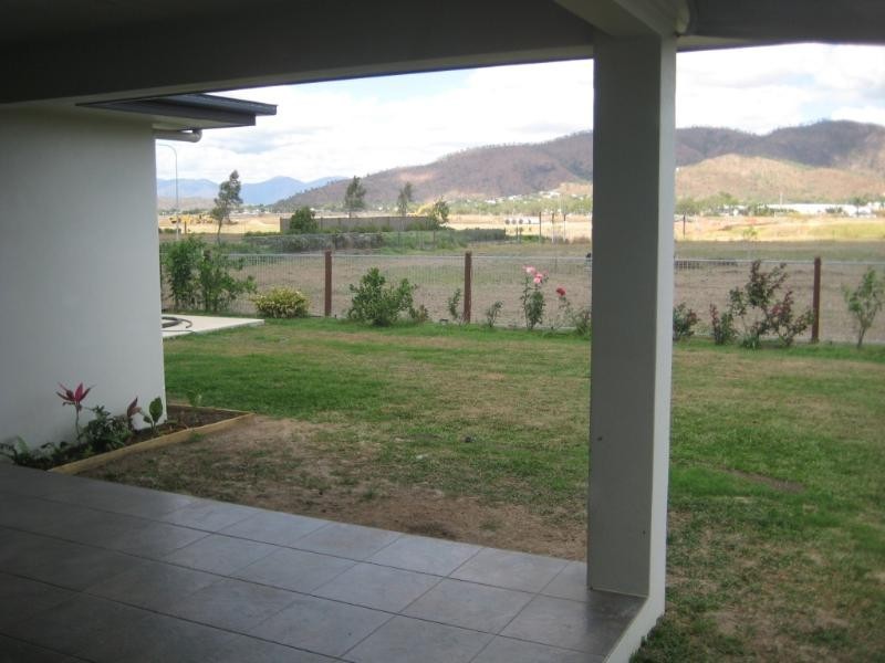 2 Ridgewood Pocket, Idalia QLD 4811