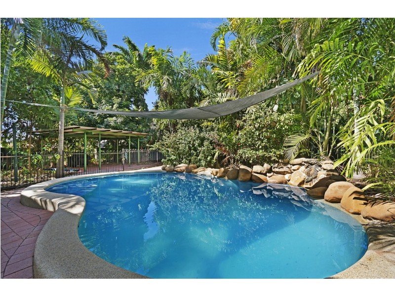 19 Evans Street, Belgian Gardens QLD 4810