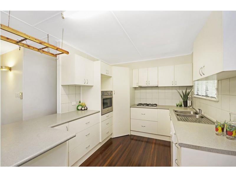 19 Evans Street, Belgian Gardens QLD 4810