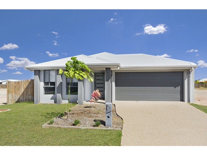 37 Tasman Circuit, Burdell QLD 4818