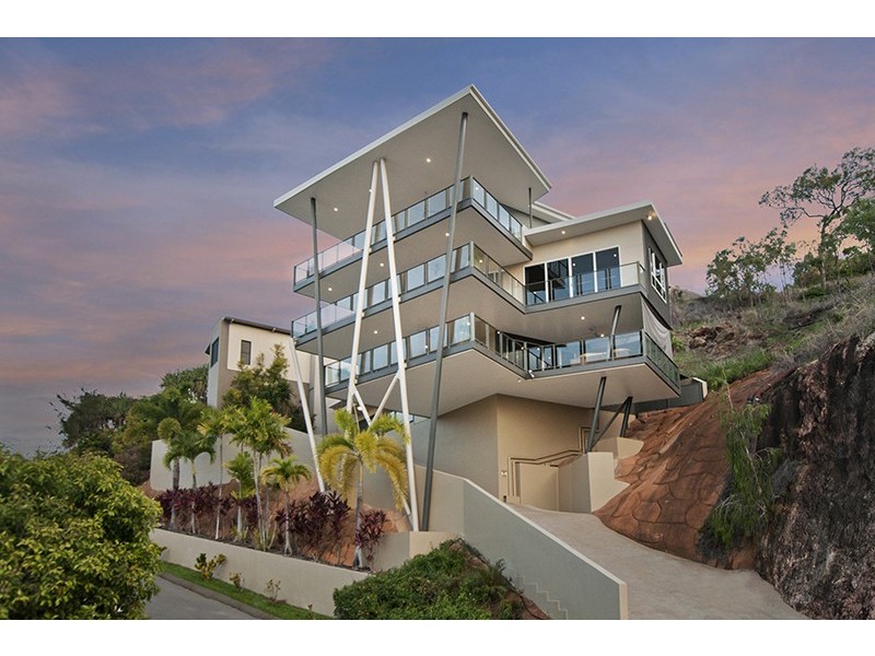 48 Yarrawonga Drive, Castle Hill QLD 4810