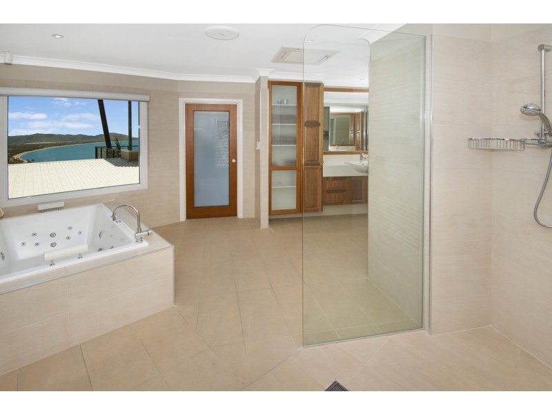 48 Yarrawonga Drive, Castle Hill QLD 4810