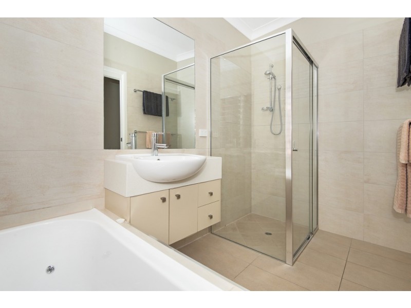 48 Yarrawonga Drive, Castle Hill QLD 4810